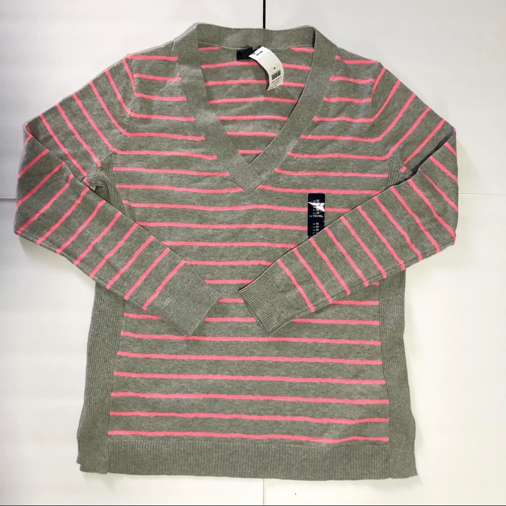 NWT Gap pullover sweater Sz M